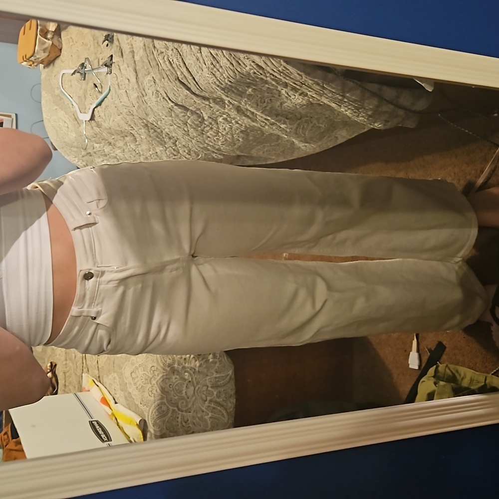 Wide leg pants